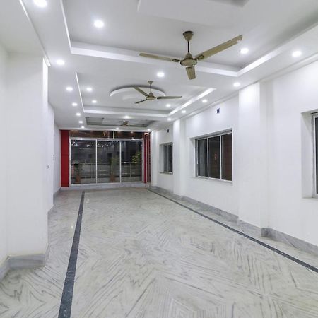 Spot On 49584 Asmi Hotel Hugli-Chinsurah Dış mekan fotoğraf