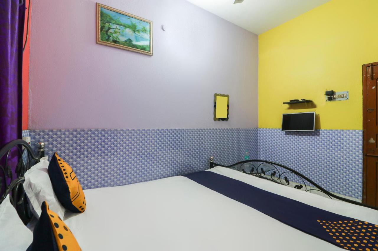 Spot On 49584 Asmi Hotel Hugli-Chinsurah Dış mekan fotoğraf