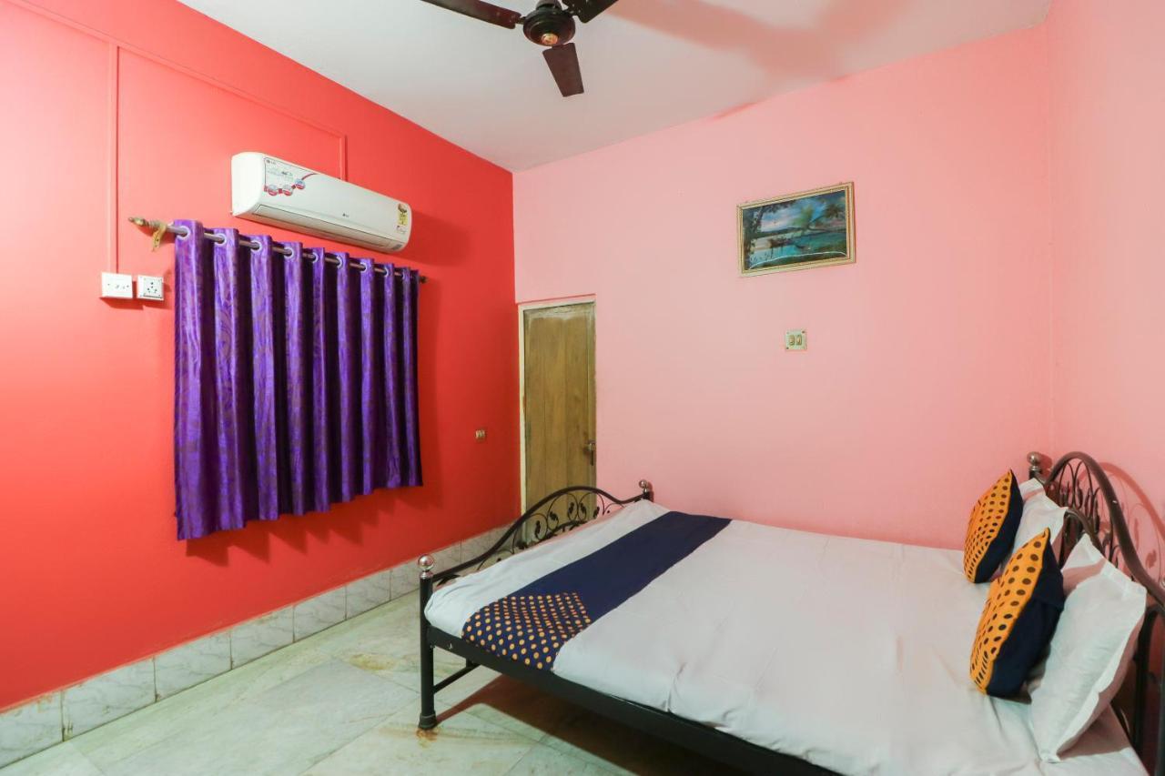Spot On 49584 Asmi Hotel Hugli-Chinsurah Dış mekan fotoğraf