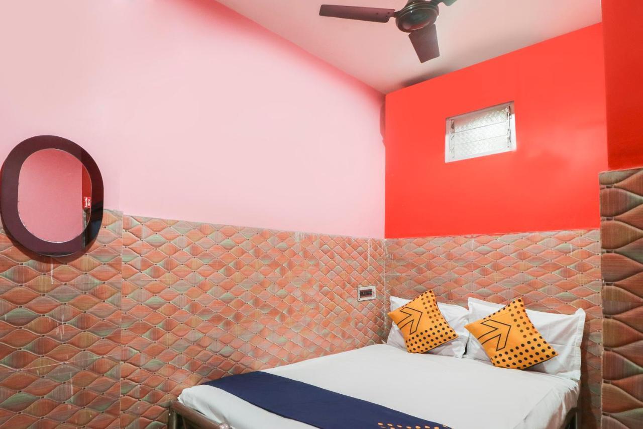 Spot On 49584 Asmi Hotel Hugli-Chinsurah Dış mekan fotoğraf