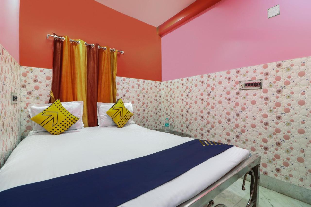 Spot On 49584 Asmi Hotel Hugli-Chinsurah Dış mekan fotoğraf
